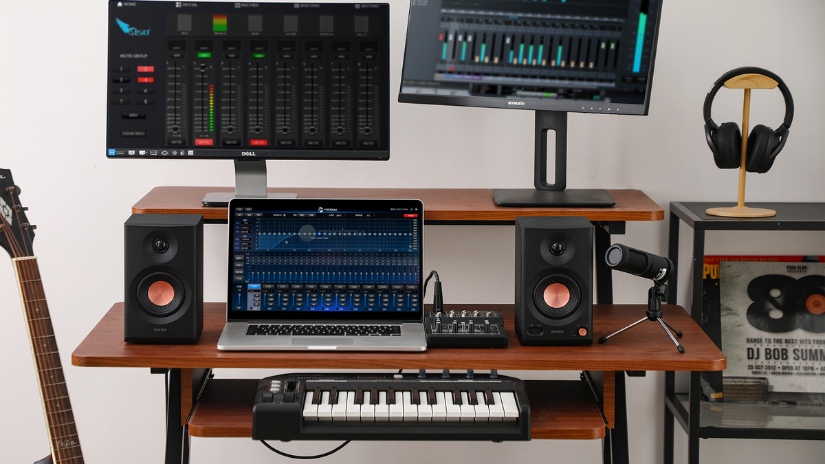 Studio & Creative